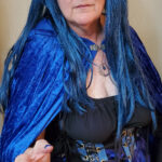 Whocate cosplay – reaching out